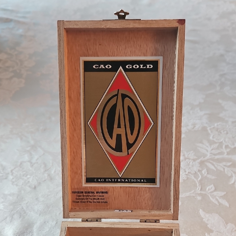 CAO Cigar Box - Picture 8 of 15